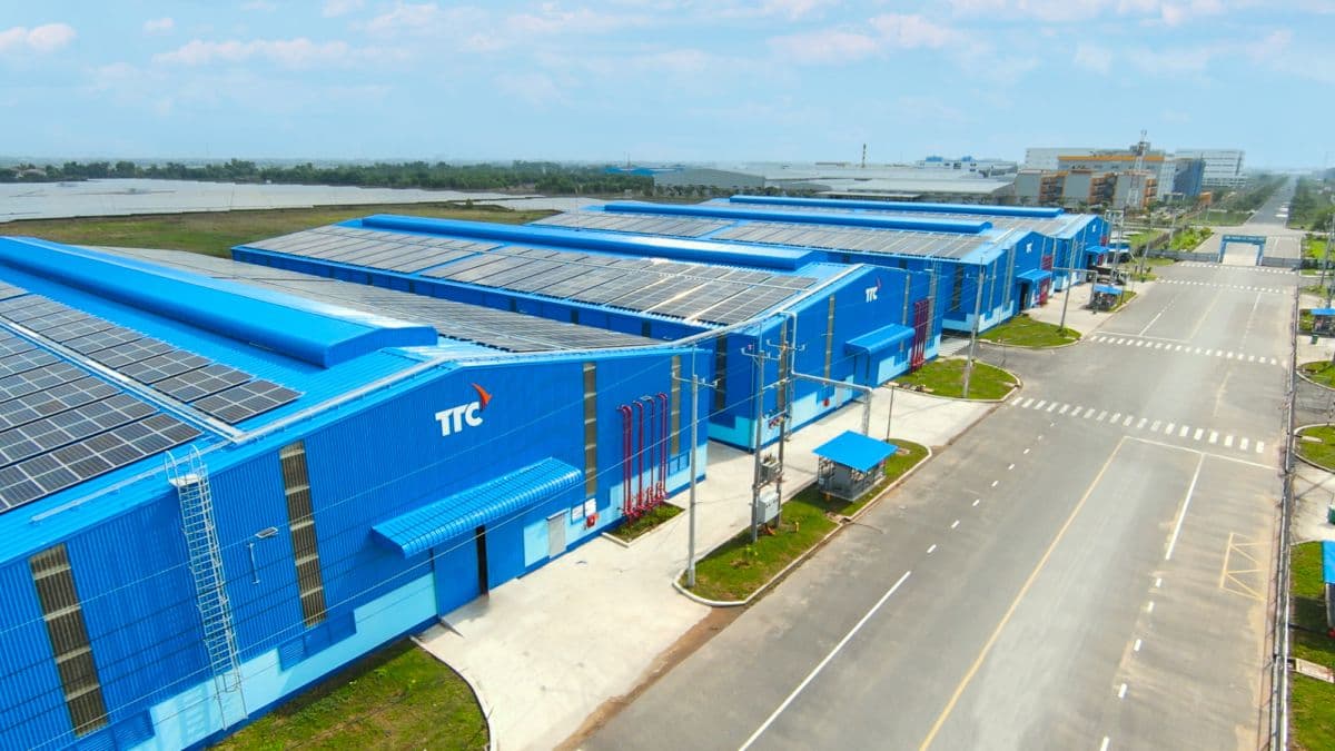 Dãy nhà kho logistics và hệ thống PCCC ngoài nhà xưởng tại Trảng Bàng